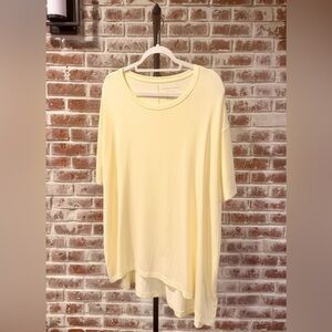 American Eagle Outfitters Women's Yellow Short Sleeve Tee XL